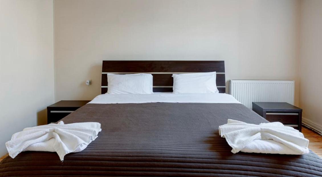 Lovely Dulcet Loft In Center Of Rustaveli Tbilisi Bagian luar foto